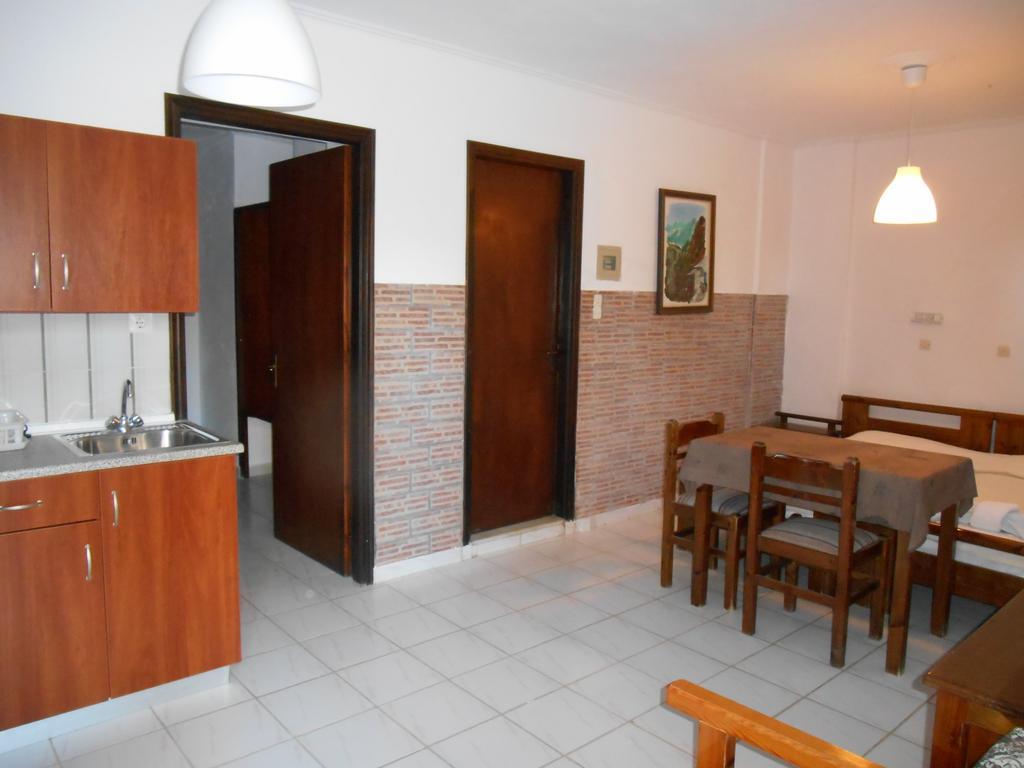 Apartments Seagull Ágios Fokás Rom bilde